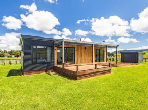 Cozy Cabin with a View - Ohakune Holiday Home